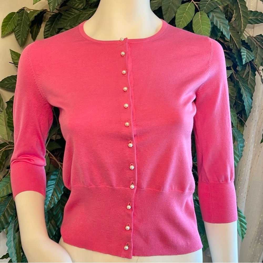 BANANA REPUBLIC PEARL BUTTON SWEATER